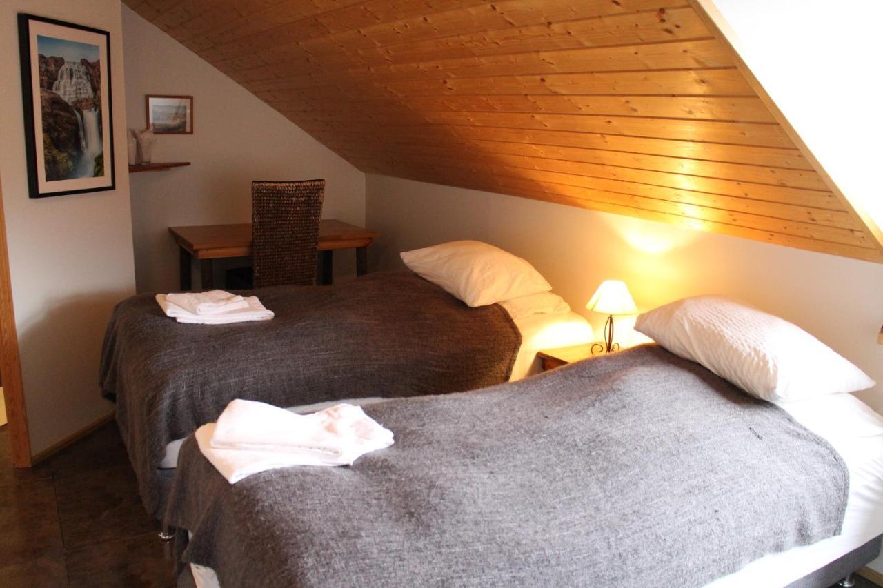 Hotel A Reykholt  Buitenkant foto